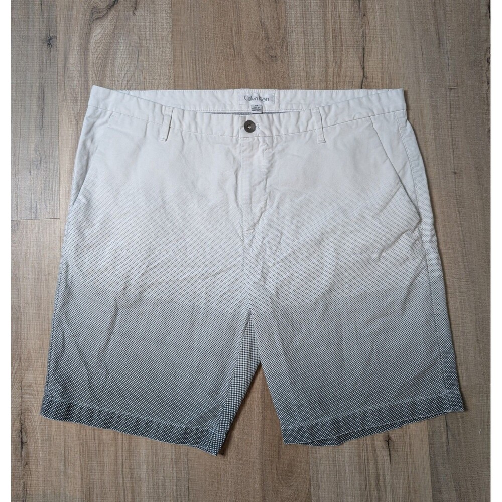 Calvin Klein Shorts Size 38 Ombre White Gray Gradient Pattern Cotton Casual Logo